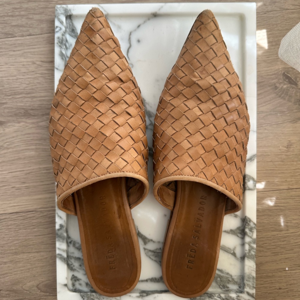 Freda Salvador Holly woven leather mule slides in natural leather size 7